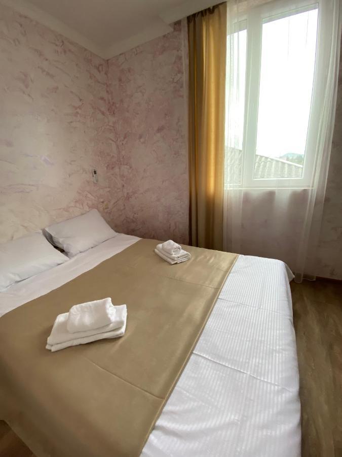 Holiday House Chkonia Batumi Exterior foto