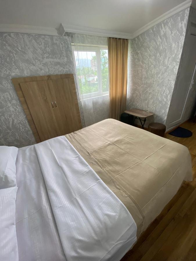 Holiday House Chkonia Batumi Exterior foto