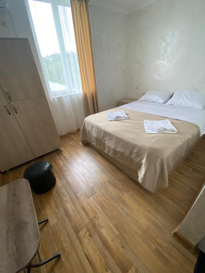 Holiday House Chkonia Batumi Exterior foto
