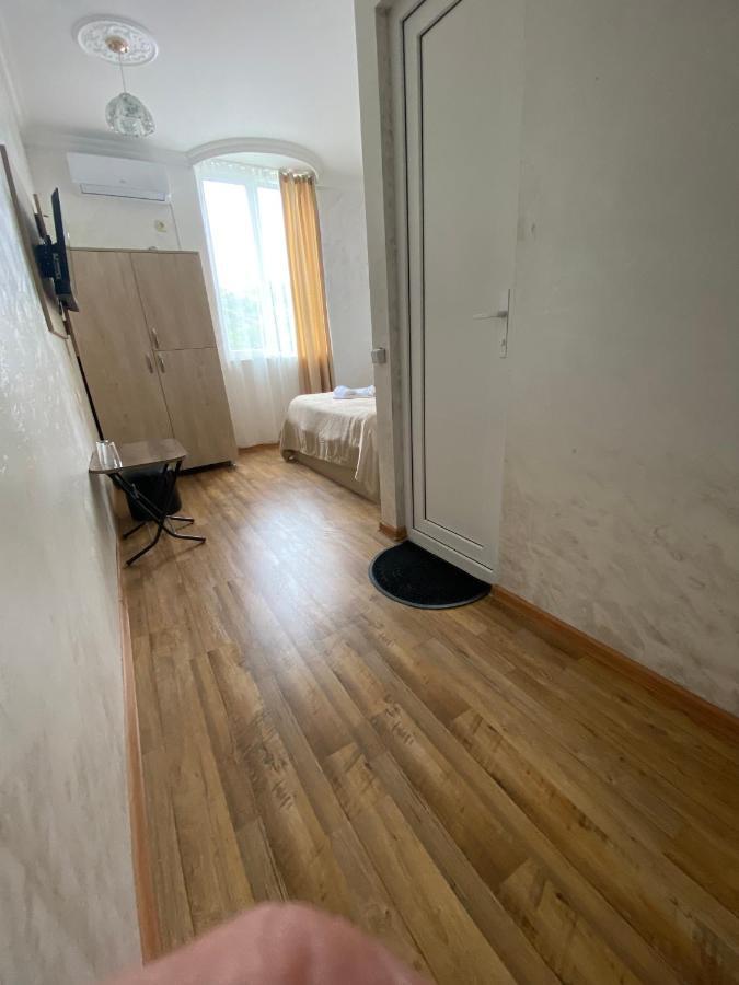 Holiday House Chkonia Batumi Exterior foto